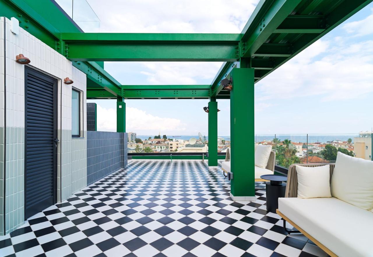 Liv The City Suites Adults Only Larnaca Buitenkant foto