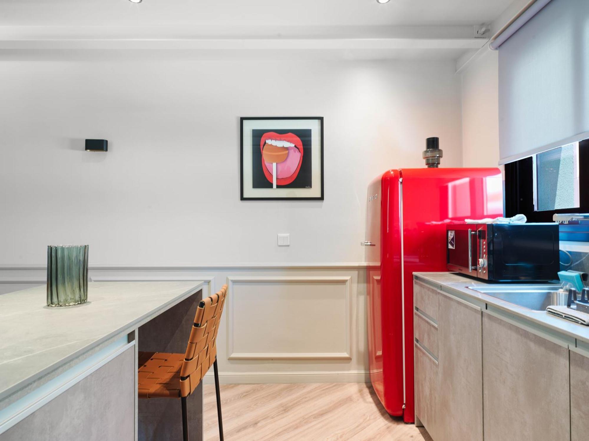 Liv The City Suites Adults Only Larnaca Buitenkant foto